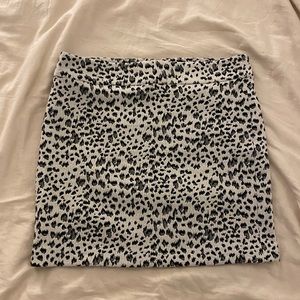 LOFT Leopard Print Pencil Skirt EUC